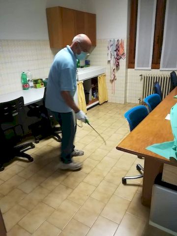 sanificazione_covid_sezione_ari_lodi_maggio_2020_012.jpg